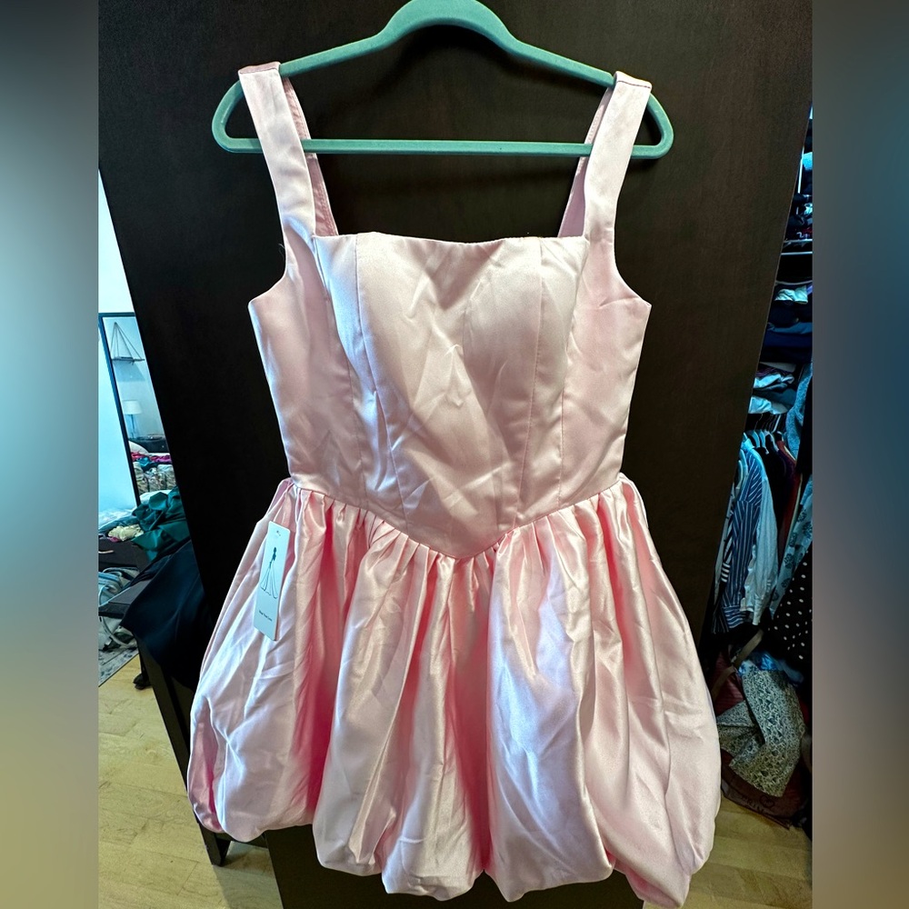 Wear Your Love Pink Bubble Hem Dress – New with Tags – Size Large